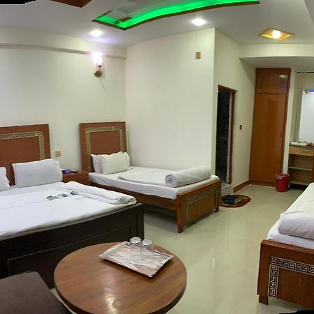 Hotel Al Markaz Исламабад Екстериор снимка