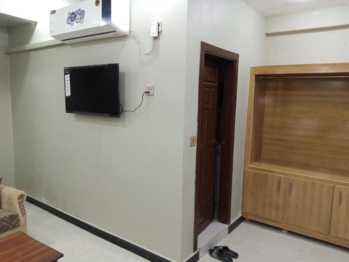 Hotel Al Markaz Исламабад Екстериор снимка