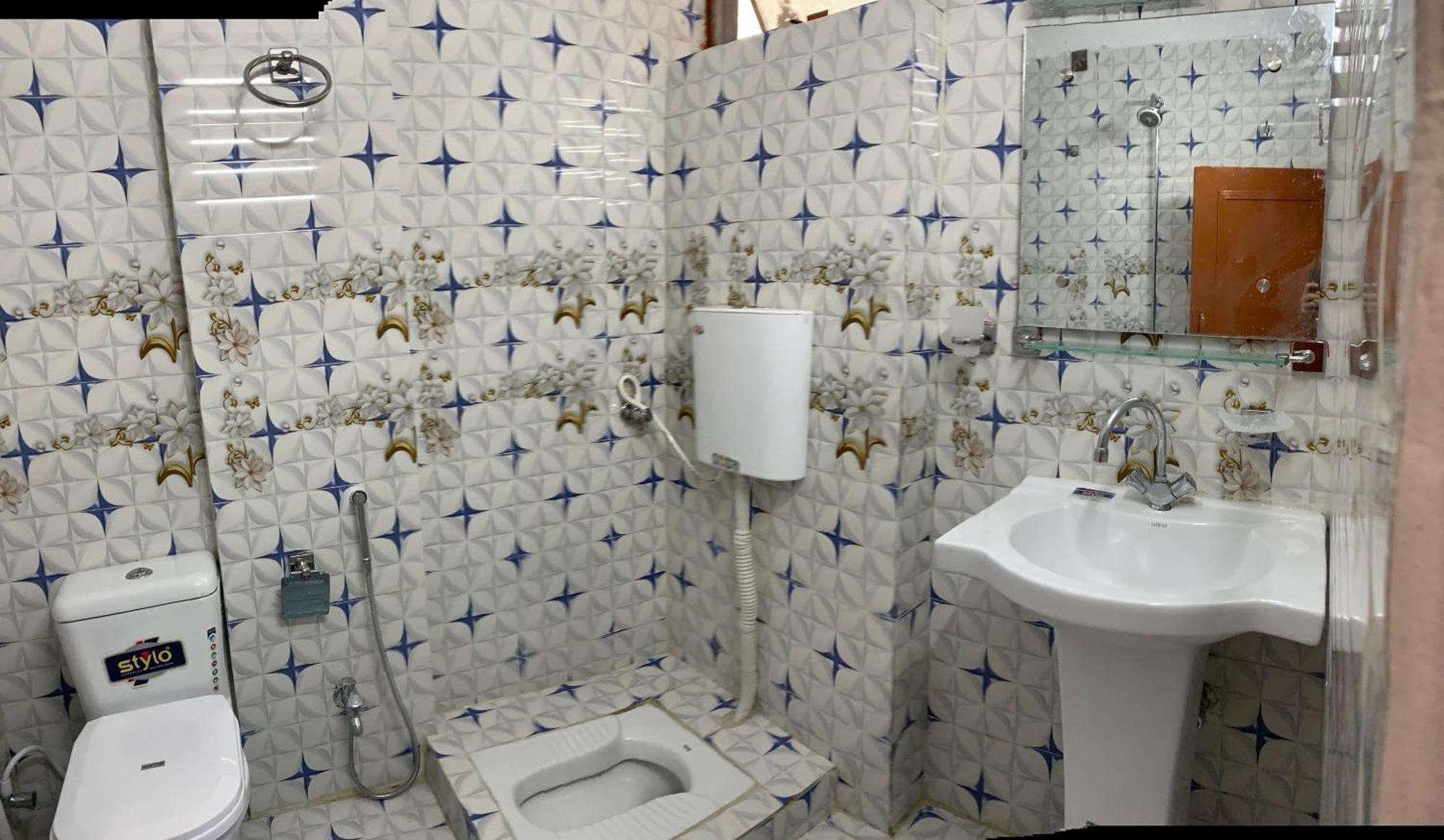 Hotel Al Markaz Исламабад Екстериор снимка