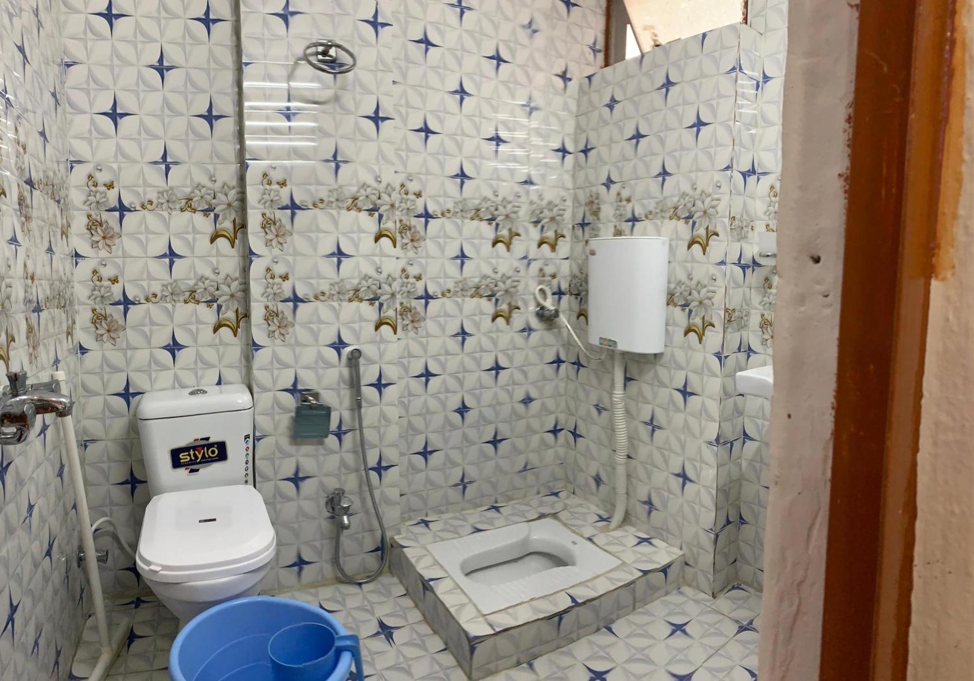 Hotel Al Markaz Исламабад Екстериор снимка